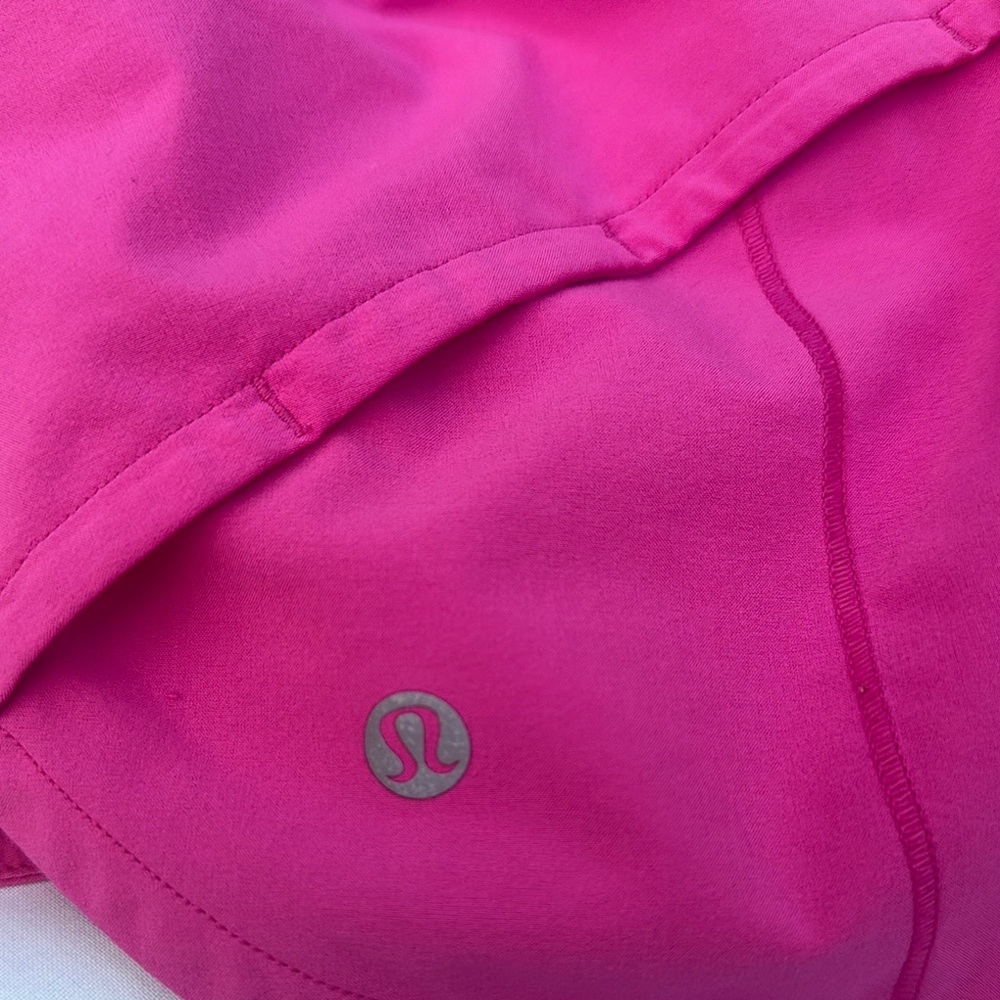 Lululemon Speedup 2.5” Inseam High Rise Color Sonic Pink Size 2 - Picture 7 of 8